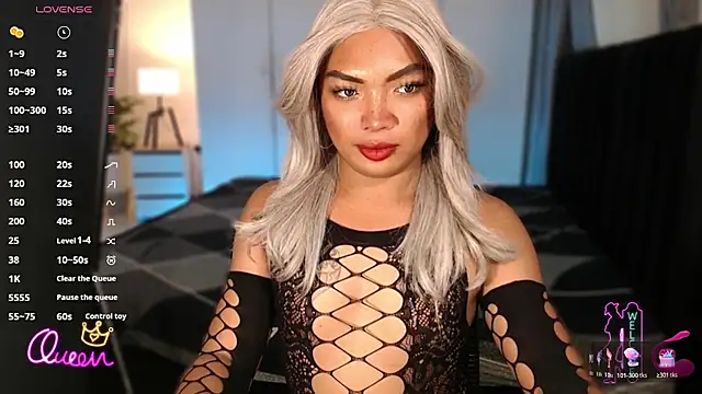 Snapshot of Ur_Sexybuttercup69 chatting on March 3, 7:47 am Ur Sexybuttercup69 online show from March 3, 7:47 am