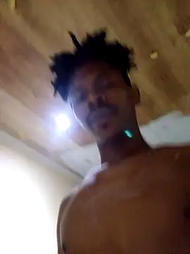 Snapshot of ZEEGOON chatting on February 16, 12:40 am ZEEGOON online show from February 16, 12:40 am