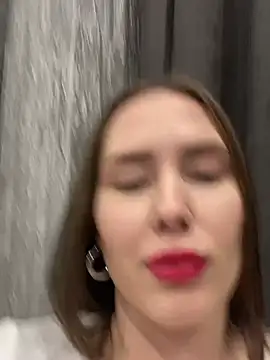 Snapshot of Arielle_Vade chatting on April 28, 6:07 am Arielle Vade online show from April 28, 6:07 am