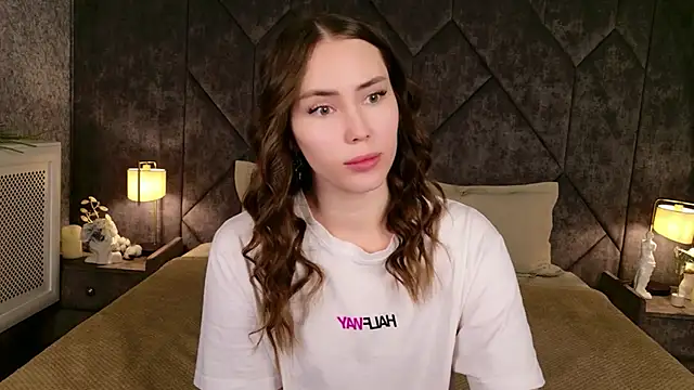 Snapshot of Arielle_Vade chatting on June 28, 5:24 am Arielle Vade online show from June 28, 5:24 am