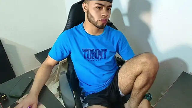 Xanderstone00 online show from February 16, 6:48 pm