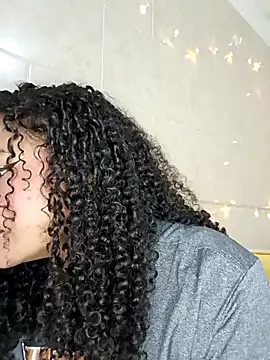 Snapshot of BrianaSweetxxx chatting on February 19, 2:18 am BrianaSweetxxx online show from February 19, 2:18 am