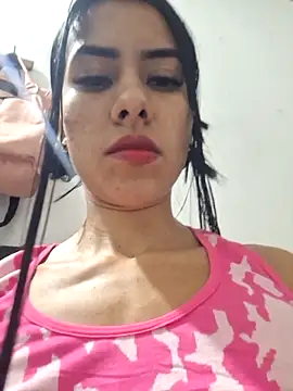 Alannys19 online show from February 26, 4:33 am