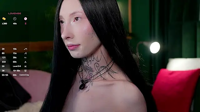 roxy morrison x online show from June 10, 3:50 am