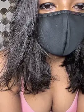 lovely siaa online show from April 4, 4:37 pm