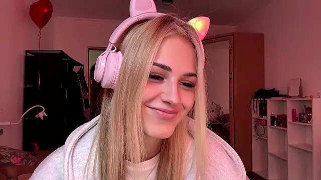 Evva mayy online show from February 19, 12:23 pm