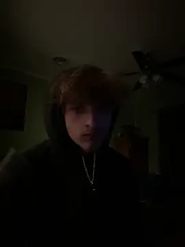 Snapshot of bennyhudson1 chatting on February 9, 1:42 am bennyhudson1 online show from February 9, 1:42 am