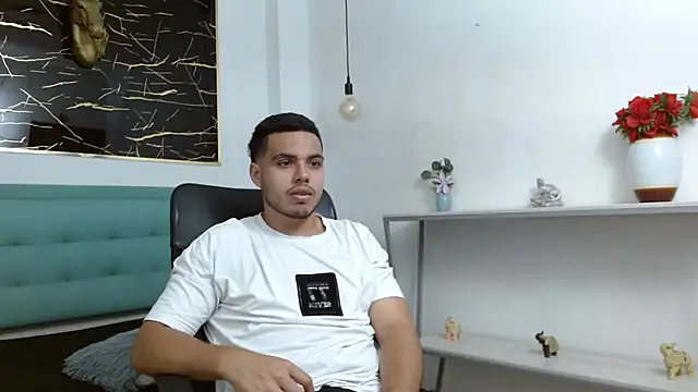 Trevor Ash online show from February 12, 3:12 am