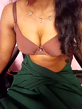 manu sexy  online show from April 20, 7:37 pm