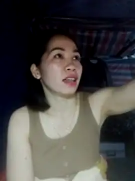 Snapshot of -Lundy- chatting on February 18, 1:29 pm -Lundy- online show from February 18, 1:29 pm