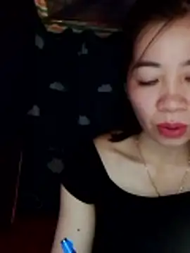 Snapshot of -Lundy- chatting on February 21, 4:57 am -Lundy- online show from February 21, 4:57 am