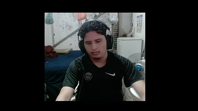 Snapshot of Rodri1k chatting on February 13, 5:14 am Rodri1k online show from February 13, 5:14 am