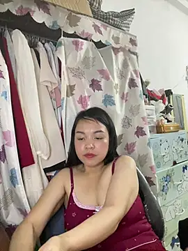 Strawberry-wet online show from April 8, 7:19 am