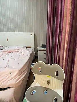 A-cola online show from April 17, 1:36 pm