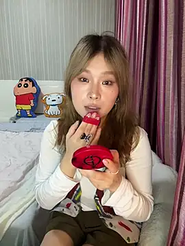 Snapshot of A-cola chatting on June 25, 1:15 pm A-cola online show from June 25, 1:15 pm