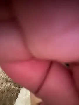 Snapshot of justinahallo chatting on February 14, 8:55 am justinahallo online show from February 14, 8:55 am