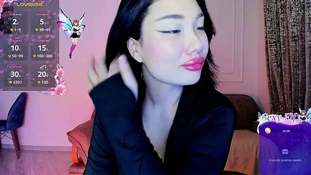 sexaxion lee online show from March 9, 8:35 pm