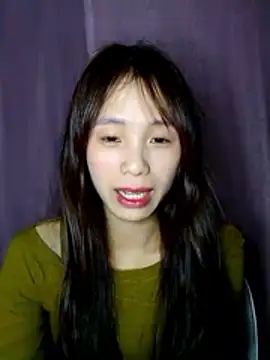 Snapshot of -Bada- chatting on February 9, 2:54 pm -Bada- online show from February 9, 2:54 pm