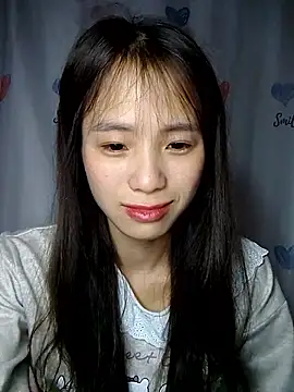 Snapshot of -Bada- chatting on February 11, 11:32 pm -Bada- online show from February 11, 11:32 pm