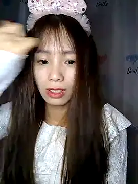 Snapshot of -Bada- chatting on February 26, 2:10 am -Bada- online show from February 26, 2:10 am