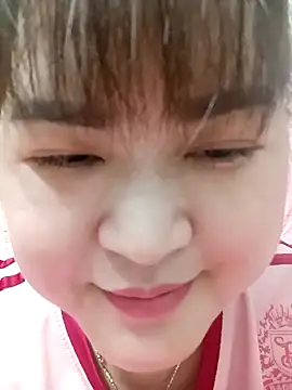 Snapshot of Kee-kimlee chatting on February 23, 3:37 am Kee-kimlee online show from February 23, 3:37 am