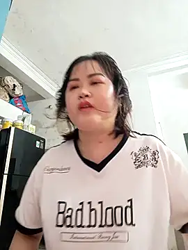 Kee-kimlee online show from April 10, 1:55 am