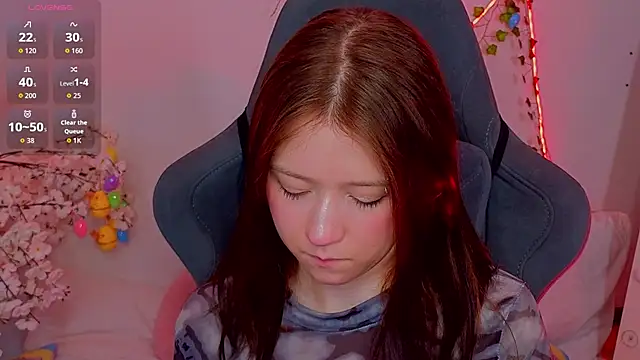 MmollyMay online show from March 30, 10:27 am