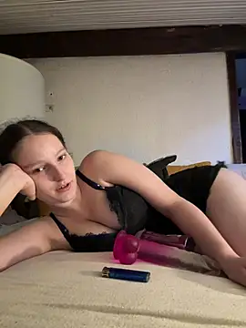 Snapshot of Mis-Elisa96 chatting on July 19, 7:50 pm Mis-Elisa96 online show from July 19, 7:50 pm