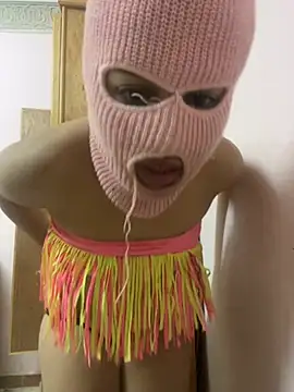 faettaa online show from February 16, 10:28 pm