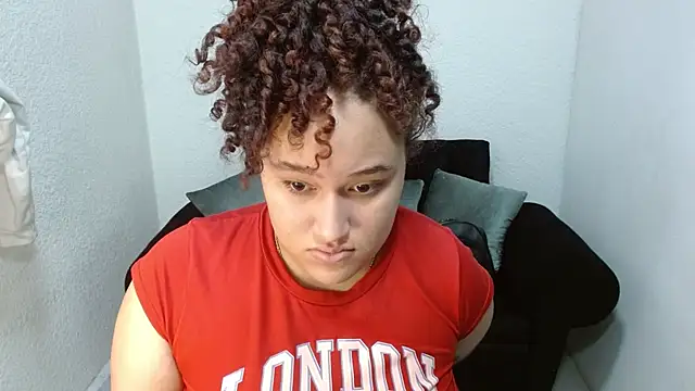 leilanewgirl online show from March 19, 12:42 pm