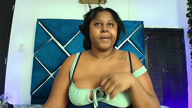 Snapshot of AlexaRousse4u chatting on June 4, 9:54 pm AlexaRousse4u online show from June 4, 9:54 pm