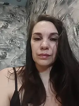 Snapshot of AlisaLowq chatting on February 26, 7:13 pm AlisaLowq online show from February 26, 7:13 pm