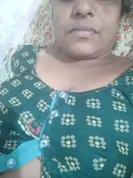 Snapshot of playboy4021 chatting on February 20, 5:24 pm playboy4021 online show from February 20, 5:24 pm