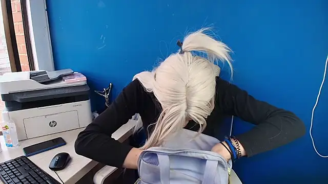 Snapshot of Thali_a chatting on March 3, 6:14 pm Thali a online show from March 3, 6:14 pm