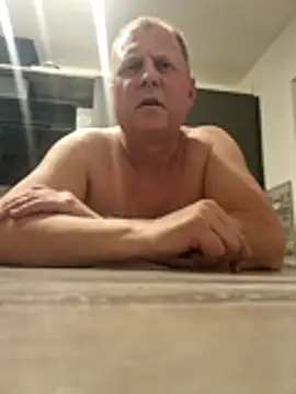 Snapshot of Demik71 chatting on March 7, 7:11 pm Demik71 online show from March 7, 7:11 pm