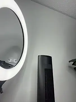 Snapshot of GoodGirlGoneBadXXX chatting on February 10, 6:23 pm GoodGirlGoneBadXXX online show from February 10, 6:23 pm