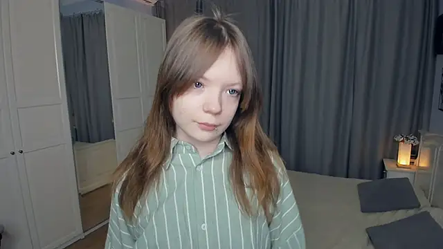 LavenderMitten online show from February 23, 5:05 am