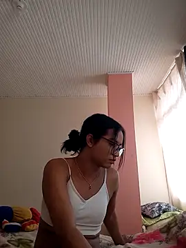 Snapshot of horny_brii chatting on May 30, 5:32 pm horny brii online show from May 30, 5:32 pm