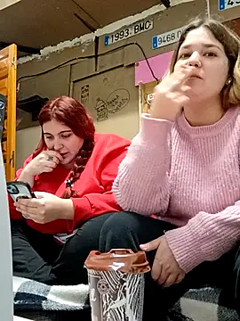 Dulcexpecado online show from March 6, 8:05 pm