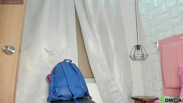 Victoria milf  online show from May 27, 7:44 pm