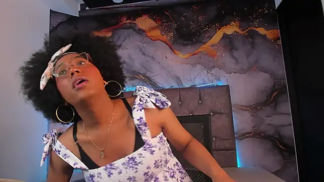 Snapshot of CataleyaMoon_ chatting on February 10, 8:02 pm CataleyaMoon online show from February 10, 8:02 pm