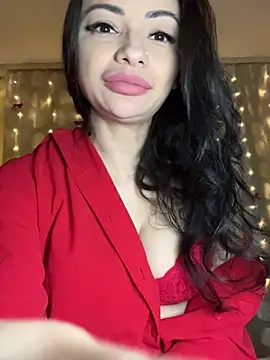 Layana Ro online show from March 4, 9:32 pm