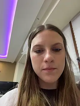 Snapshot of YourSweetArya chatting on February 24, 2:04 pm YourSweetArya online show from February 24, 2:04 pm