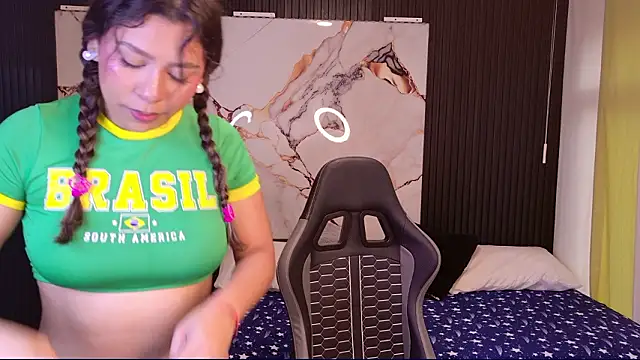 Sophie19   online show from March 13, 11:39 am