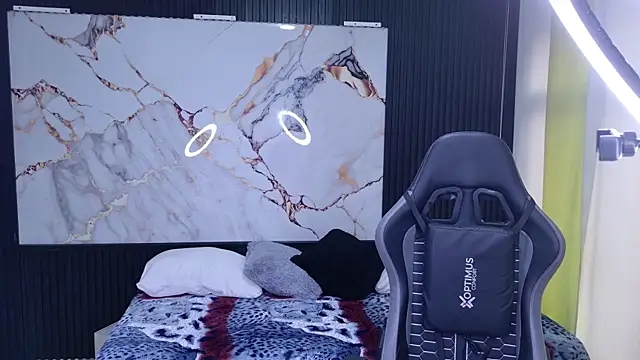 Sophie19   online show from April 7, 11:43 am