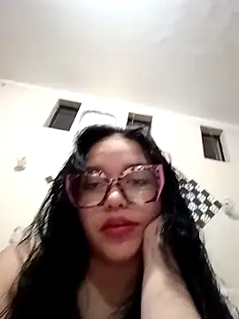 Snapshot of samantha-691 chatting on February 20, 12:40 am samantha-691 online show from February 20, 12:40 am