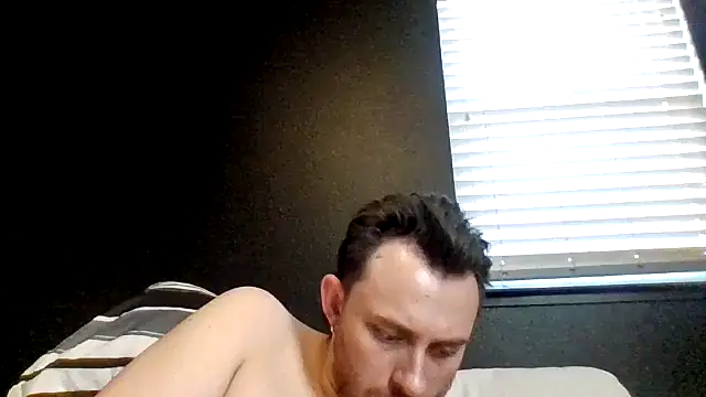 Tallhungandcloudy online show from June 7, 3:16 pm