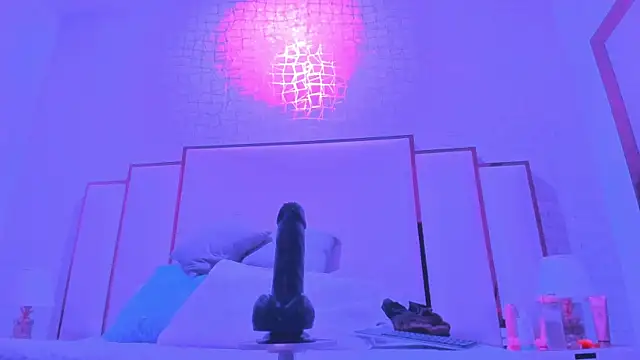 Snapshot of Bunny_Blush1 chatting on February 21, 7:26 pm Bunny Blush1 online show from February 21, 7:26 pm