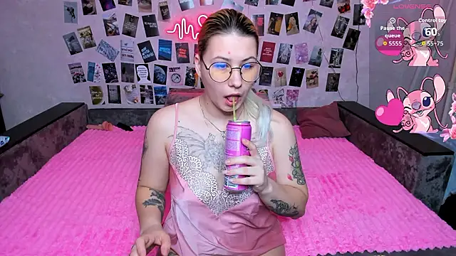 x Ulya1cutex online show from March 8, 4:44 pm