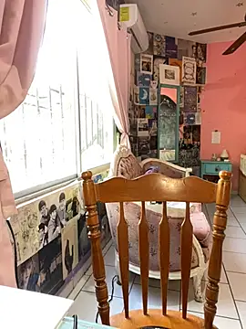 Snapshot of JeanneDuval8888 chatting on February 14, 7:10 pm JeanneDuval8888 online show from February 14, 7:10 pm